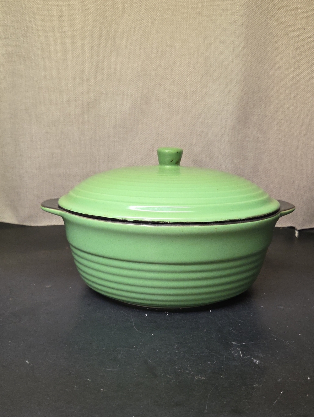 Pinnacle Green Round Ceramic Non-Stick Covered‎ Dutch Oven  Pot w/ Lid